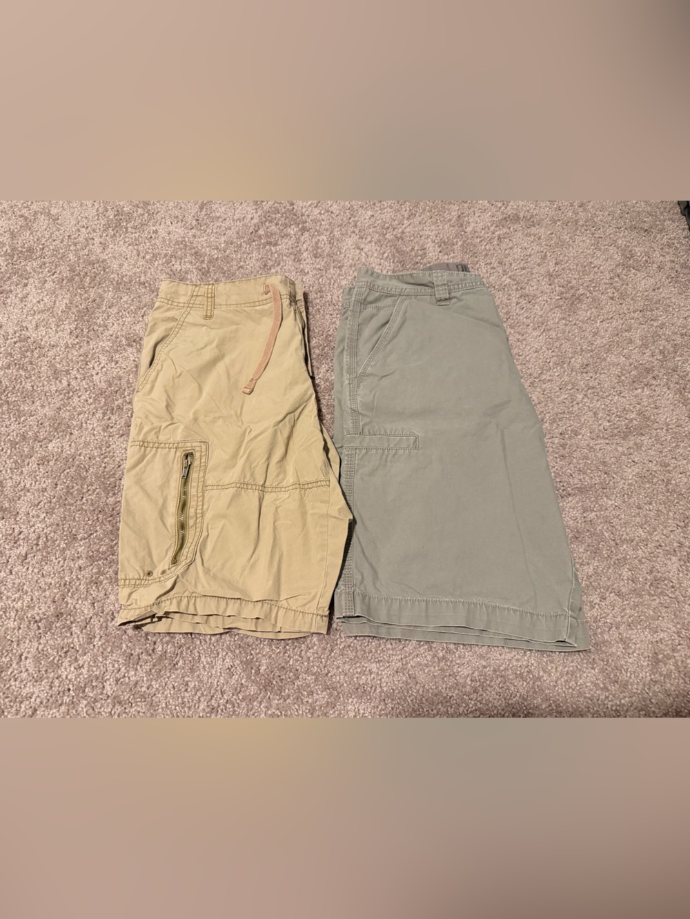Men's Old Navy Cargo Shorts - Beige and Olive